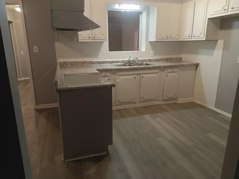 Building Photo - 1103 Lippincott Blvd