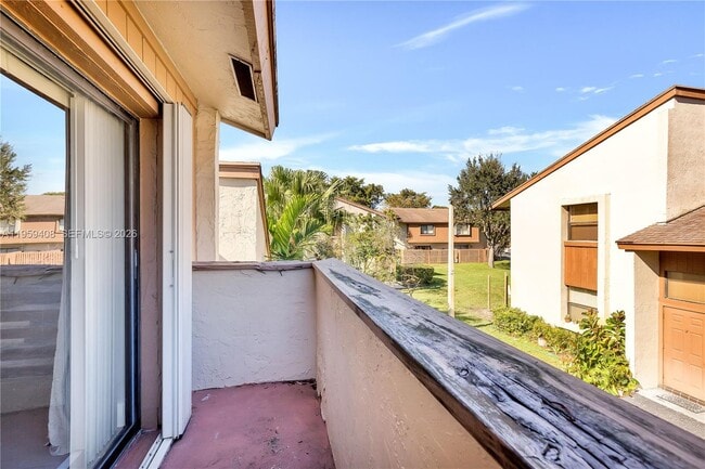 Building Photo - 10639 SW 113th Pl