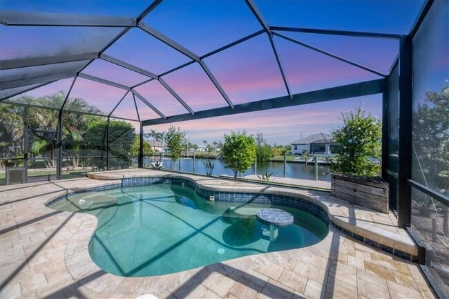 Building Photo - 15530 Aqua Cir