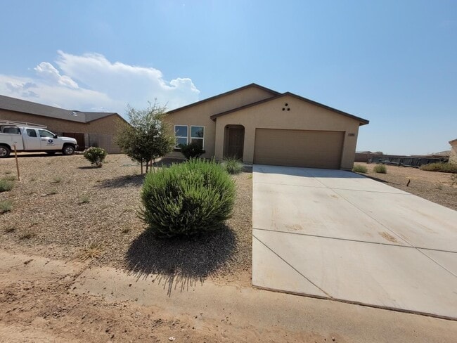 Building Photo - 13086 S Laredo Rd