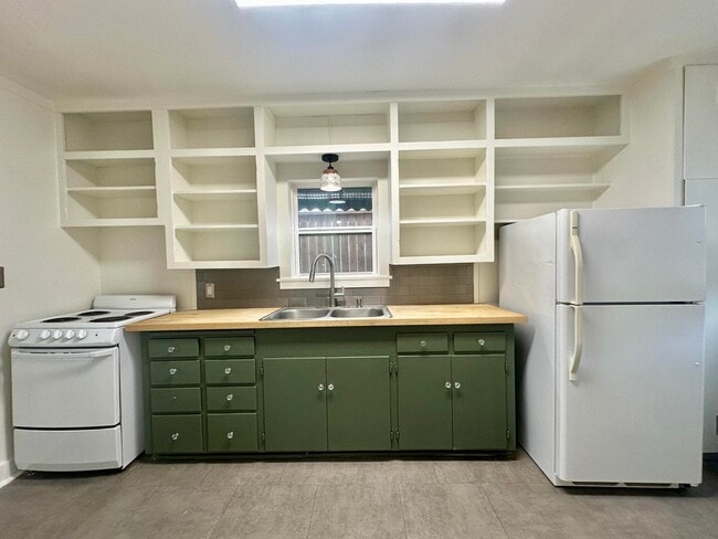 Building Photo - 3309 22nd St