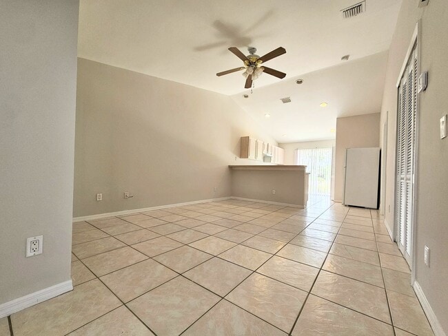Building Photo - Charming 3-Bedroom, 2-Bath Home in Conveni...