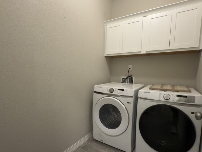 Building Photo - 13877 Paseo Perlas Dr