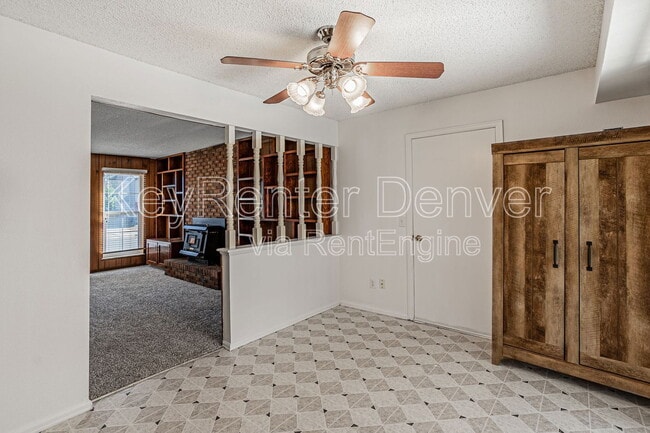 Building Photo - 2407 S Dawson Way