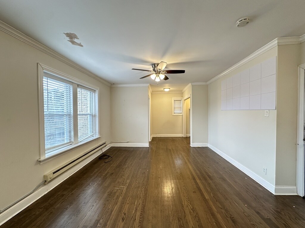 Building Photo - 2127 N Dayton St