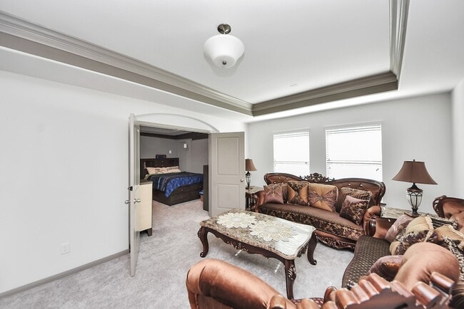 Building Photo - 1911 Sapphire Pines Ln