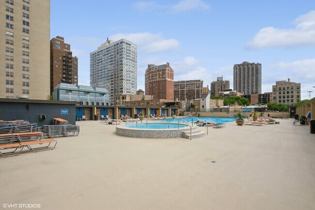 Building Photo - 655 W Irving Park Rd