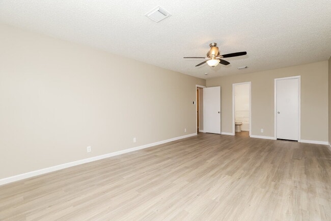 Building Photo - 5830 Summer Fest Dr