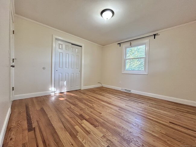 Building Photo - 39 Virginia Rd