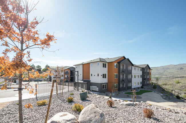 Building Photo - Canyon's Edge Apartments