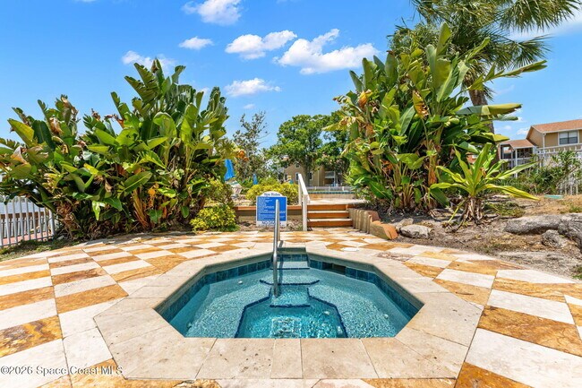 Building Photo - 225 S Tropical Trail