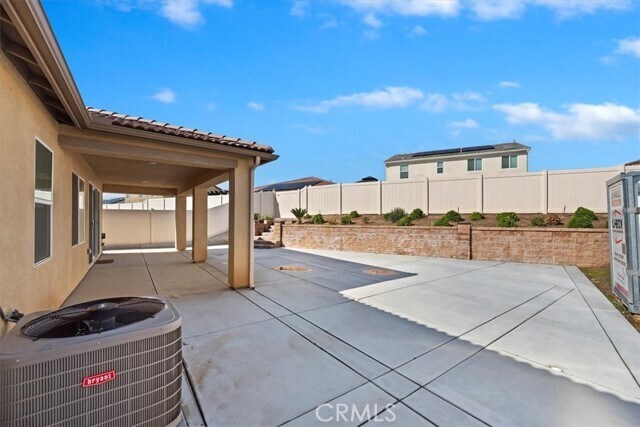 Building Photo - 25858 Oak Spgs Ct