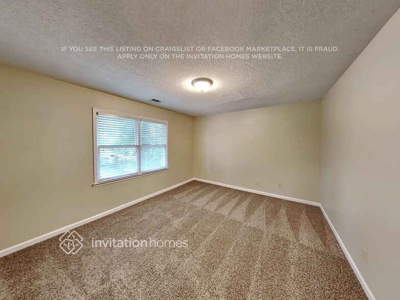 Building Photo - 3811 Overlook Trail