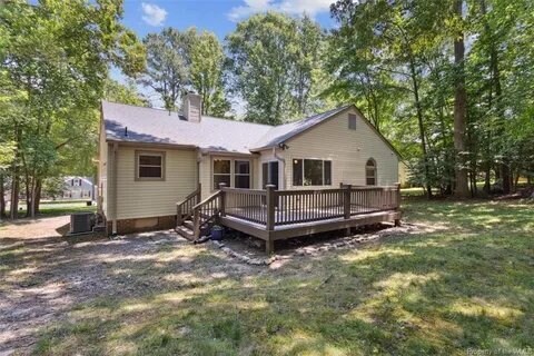 Building Photo - 116 Wellington Cir