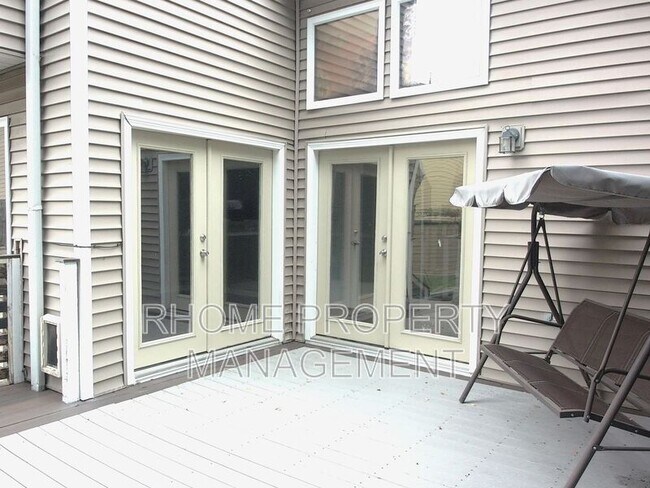 Building Photo - 4279 Cabretta Dr