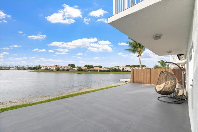 Building Photo - 5262 SW 153rd Ct