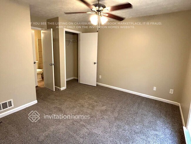Building Photo - 4635 Candlewyck Way