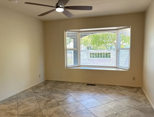 Building Photo - Charming Palo Alto Home with Beautiful Lan...