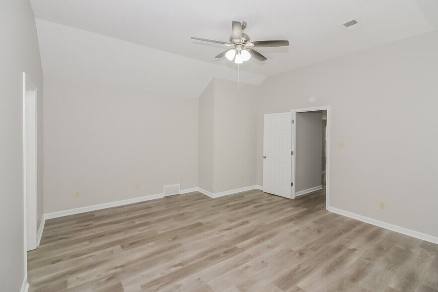 Building Photo - 9306 Chimneyrock Blvd.
