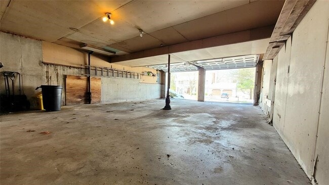 Building Photo - 45 Kenilworth Rd