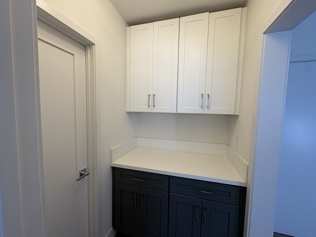 Building Photo - HOBART BLVD INC