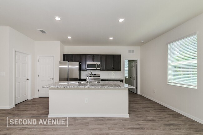 Building Photo - 4066 Heaton Terrace