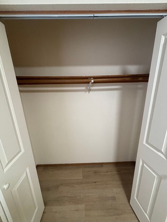 Building Photo - 211 N Lava