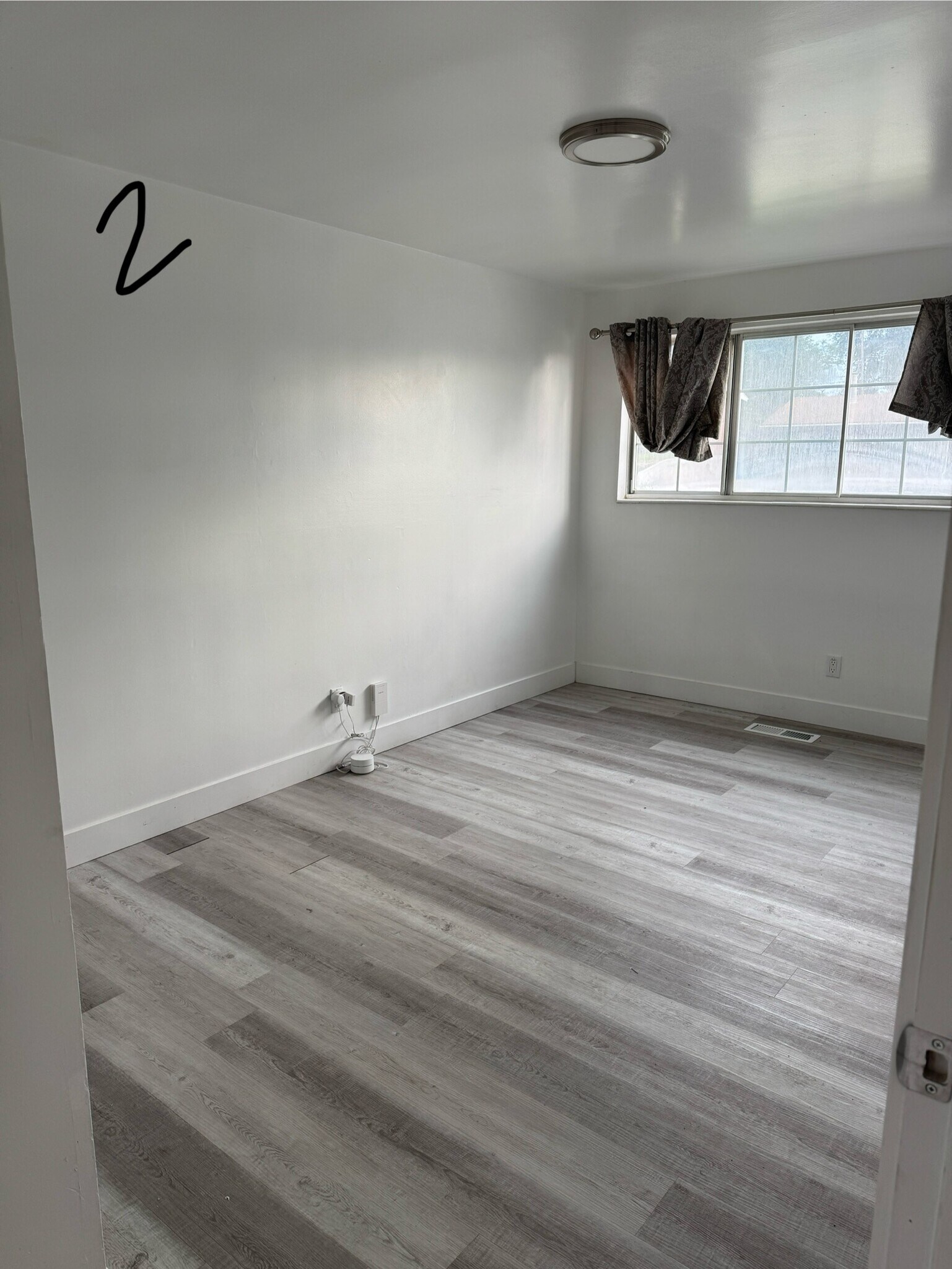 Room 2 - 883 E Sego Lily Dr