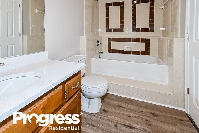 Building Photo - 7395 Greenbrook Pkwy