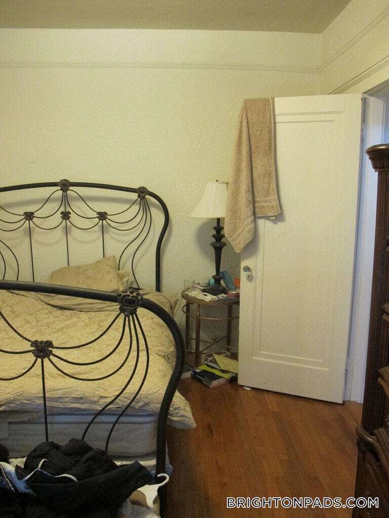 Building Photo - 70 Chiswick Rd