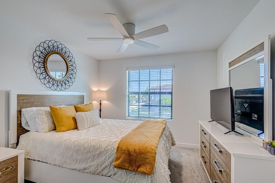 Building Photo - 5007 Woods Edge Cir