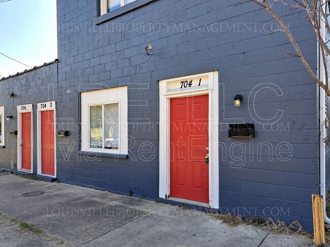 Building Photo - 706 Roselane St