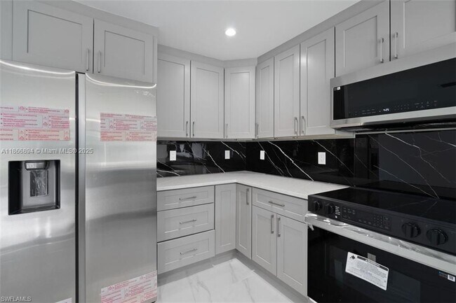 Building Photo - 5014 28th St SW