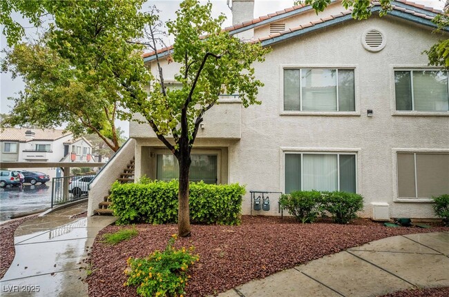 Primary Photo - 3101 Casey Dr