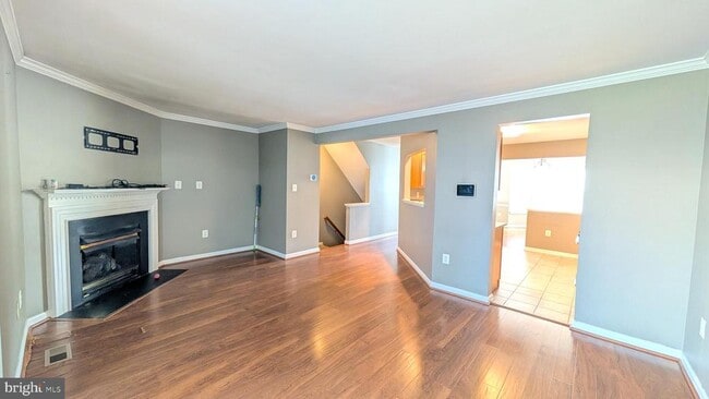 Building Photo - 424 Lilac Terrace NE