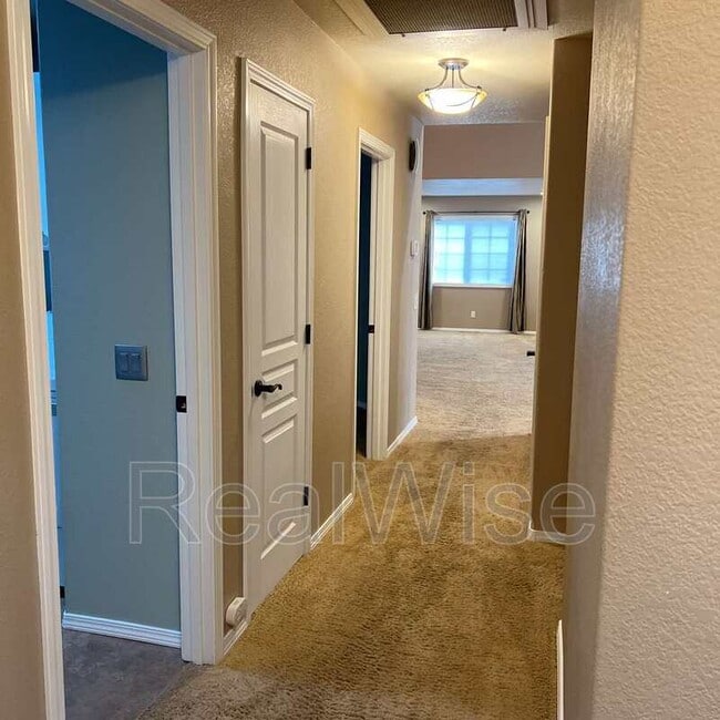 Building Photo - 2235 NW 15th St