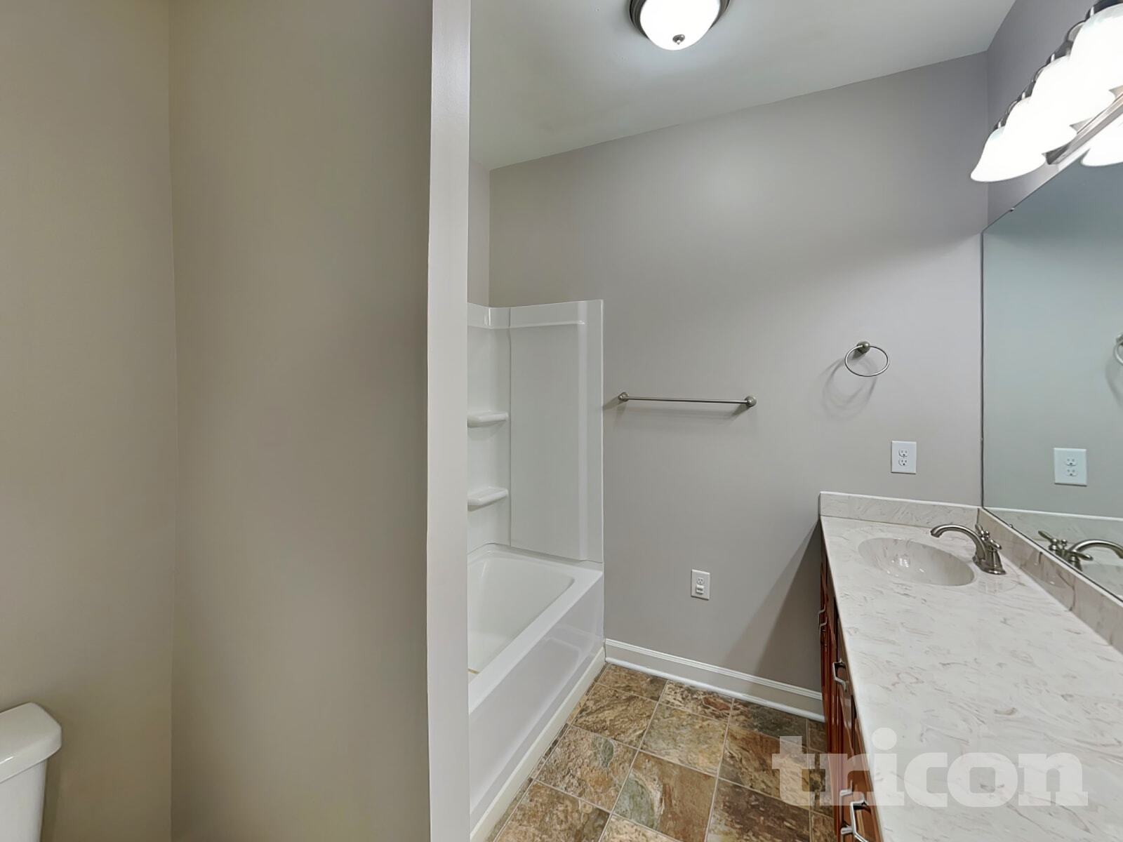 Building Photo - 8203 Knollwood Cir