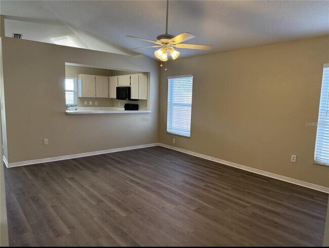 Building Photo - 1921 Tinker Dr