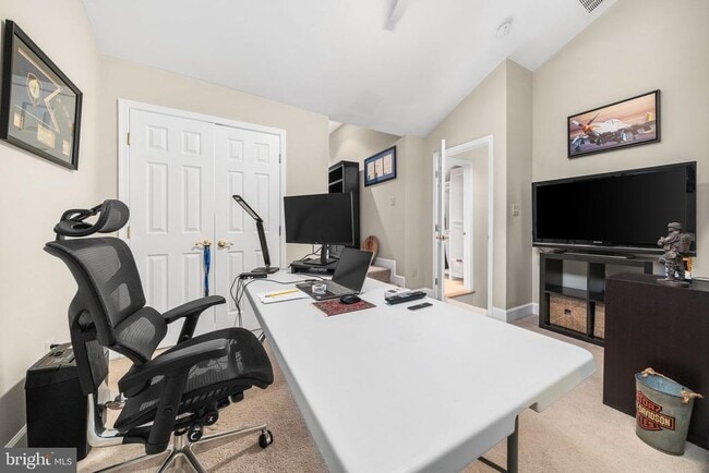 Building Photo - 4620 Knight Pl