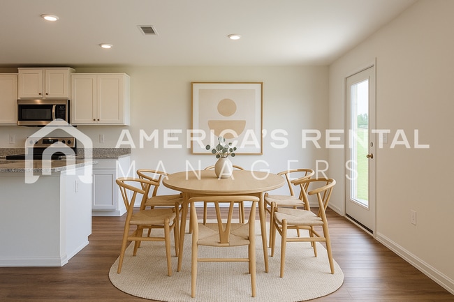 Building Photo - 11562 McCord Ln