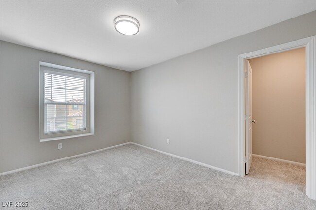 Building Photo - 9445 Yorkshire Coast Ave