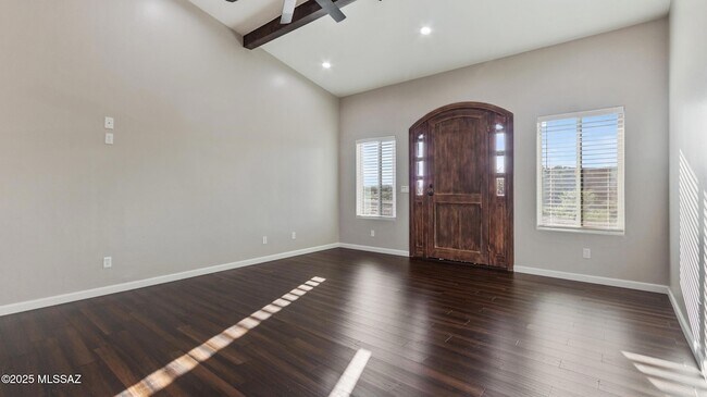 Building Photo - 1251 Avenida Gandara
