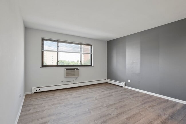 Interior Photo - The Sheridan Pratt