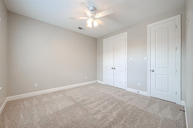 Building Photo - 6527 Camillia Ct