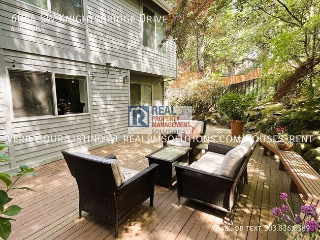 Building Photo - 6044 SW Knightsbridge Dr