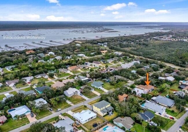 Building Photo - 5340 4th St