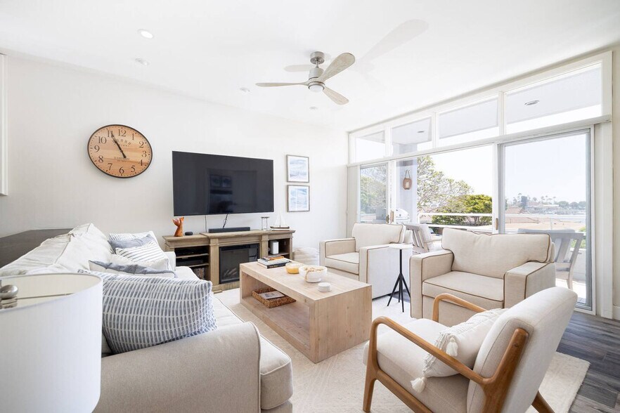 Building Photo - 376 San Antonio Ave