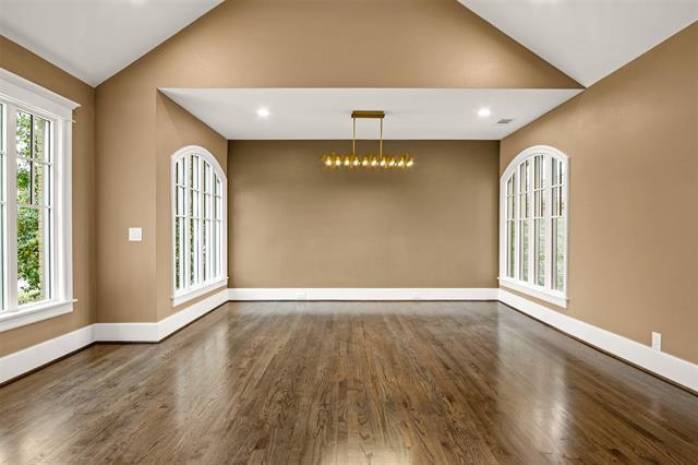 Building Photo - 5230 Homer St