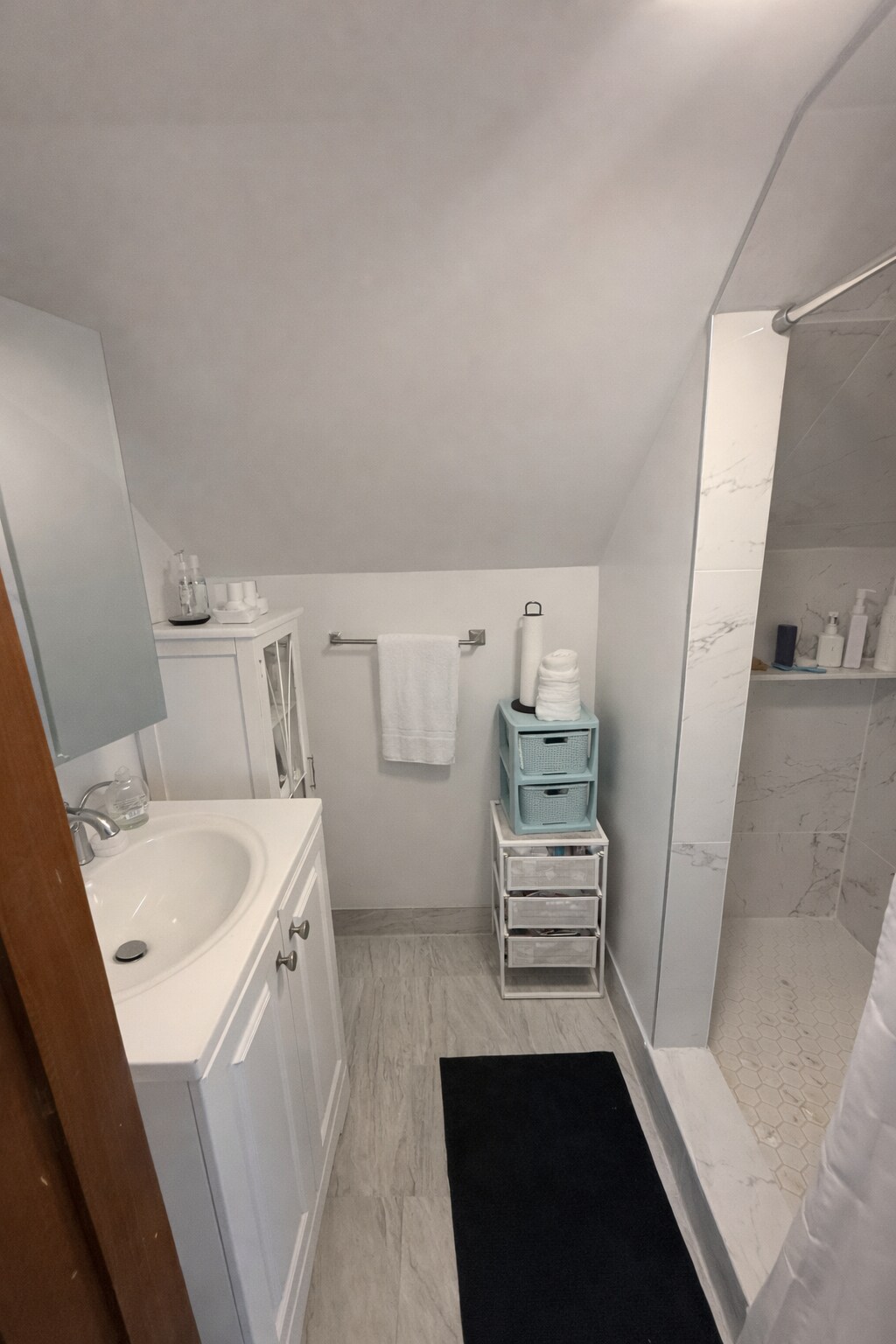 Building Photo - 585 Somerville Ave