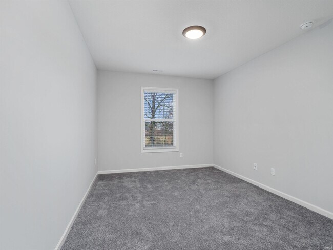 Building Photo - 14732 Verona Lks Psge